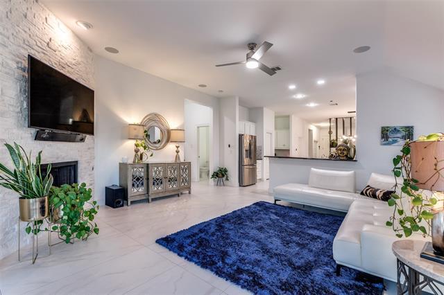 Building Photo - 10501 Old Dawson Ct