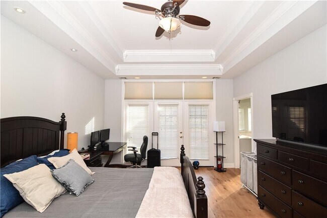 Building Photo - 2716 W Centennial Dr