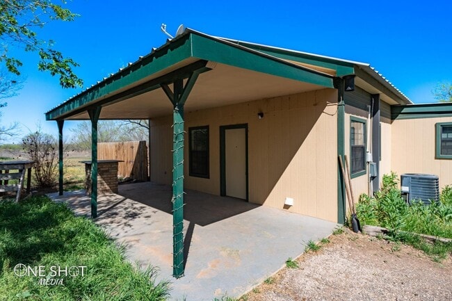 Building Photo - 542 McCartney Lane
