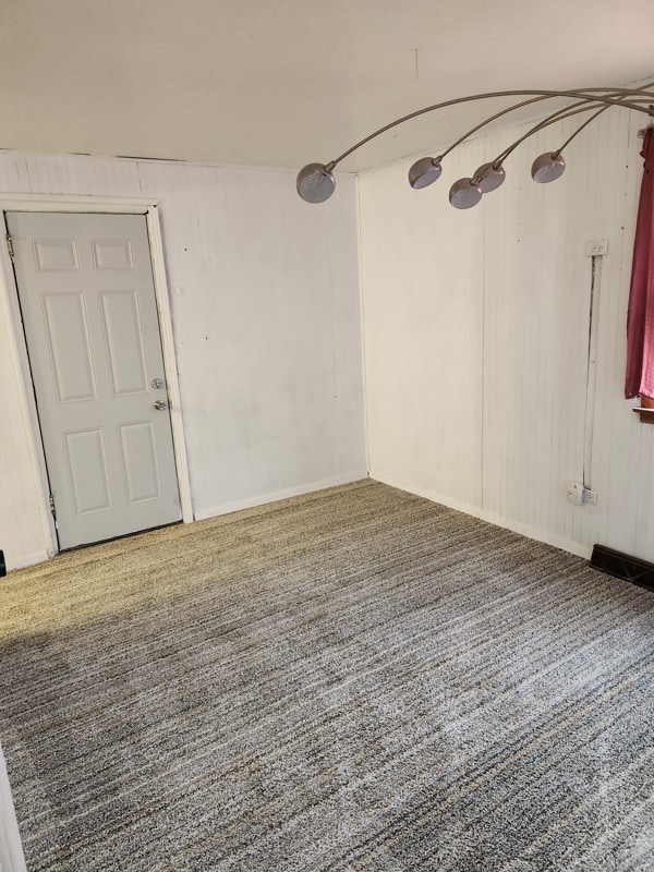 Building Photo - 784 Locust Ave