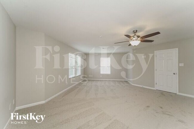 Building Photo - 1431 Waterlily Lane