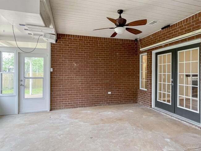 Building Photo - 16601 Egret Cir