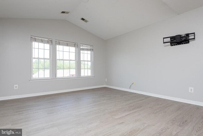 Building Photo - 8984 Harrover Pl