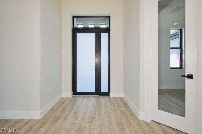 Building Photo - 1645 NW 38th Pl