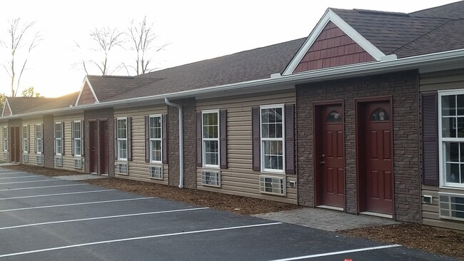 Building Photo - 5187 Westgate Dr
