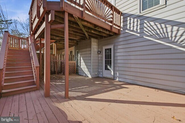 Building Photo - 47699 Whirlpool Square