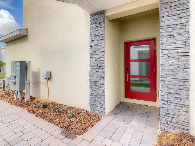 Building Photo - 8883 Cabot Cliffs Dr