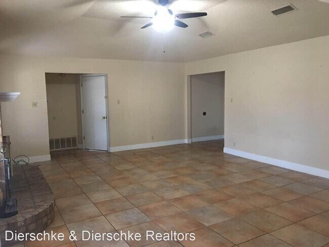 Building Photo - 3 br, 2 bath House - 1617 Kansas