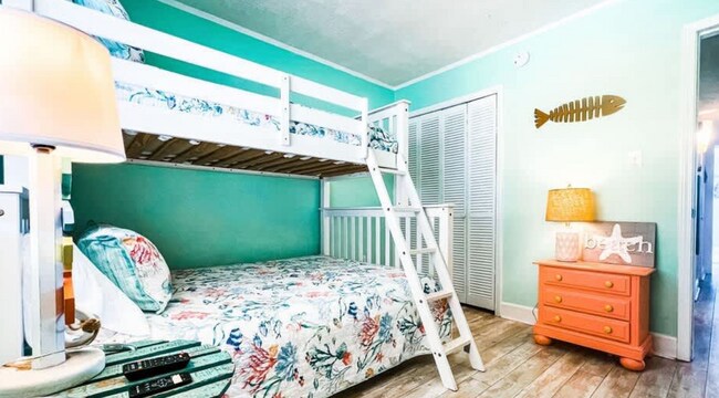 Building Photo - Full Furnished Beach Front Unit