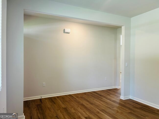 Building Photo - 112 Glenrise Dr