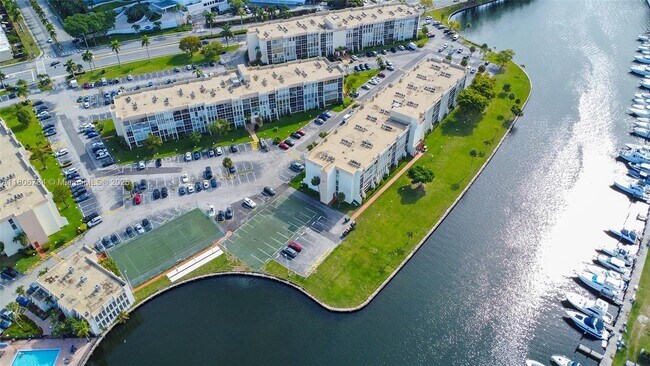 Building Photo - 601 Three Islands Boulevard