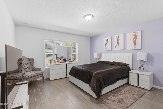 Building Photo - 2949 Firethorn Ave