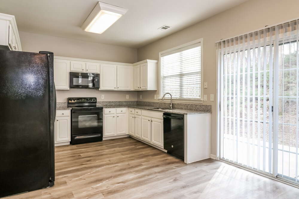 Building Photo - 6285 Whirlaway Dr