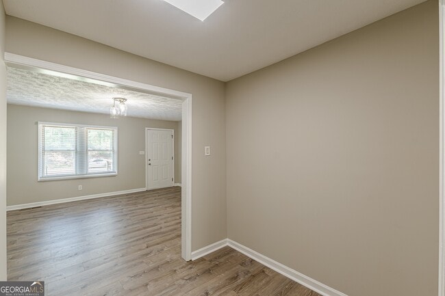 Building Photo - 786 Turkey Creek Rd