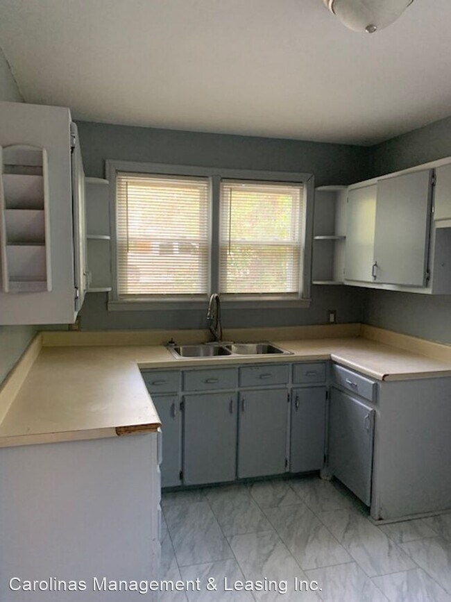 Building Photo - 2 br, 1 bath House - 114 Rosemary Rd