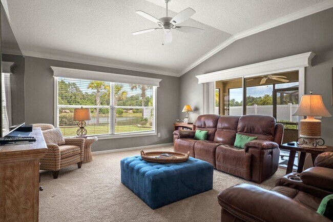Building Photo - Exquisite 3 Bedroom 2 Bath Waterfront Home...