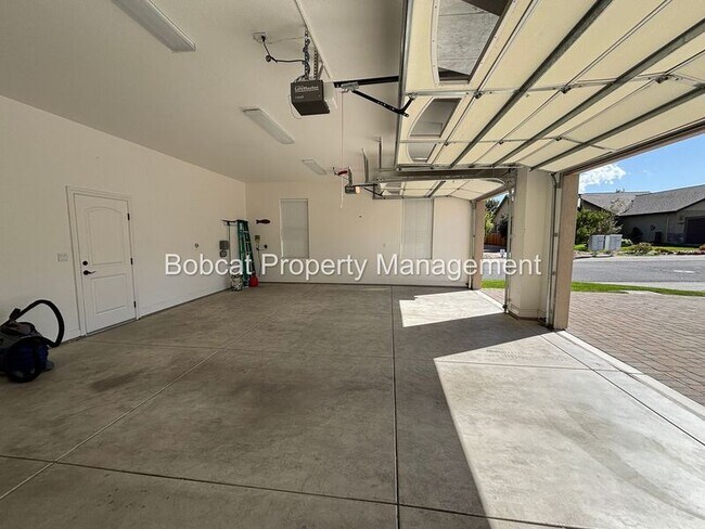 Building Photo - 1360 Turner Ct