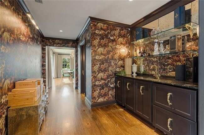 Building Photo - 3612 Castlegate Dr NW