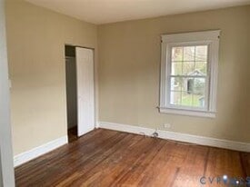 Building Photo - 1311 Byron St
