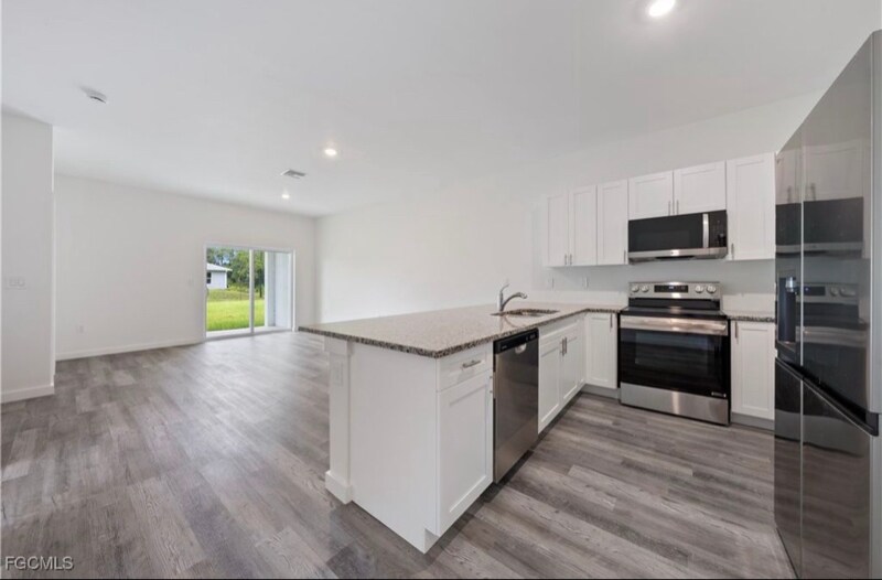 Building Photo - 1027 Meadow Rd