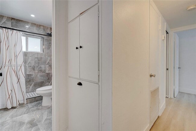 Building Photo - 3635 SW 88th Ct