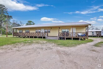 Building Photo - 10821 TX-150