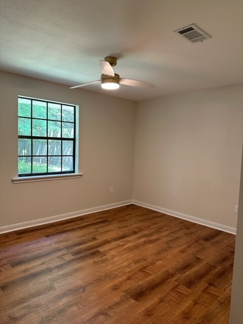 Spacious Bedrooms - 212 Scotchpine Dr