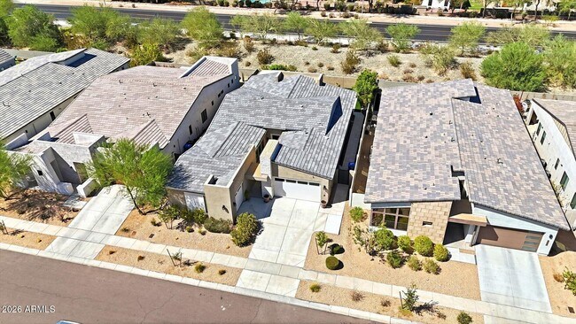 Building Photo - 1118 E Paseo Way