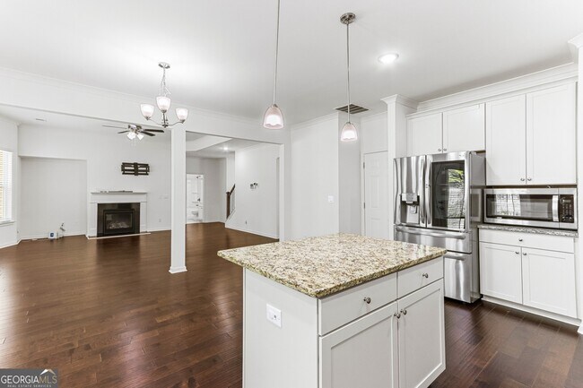 Building Photo - 1307 Trident Maple Chase