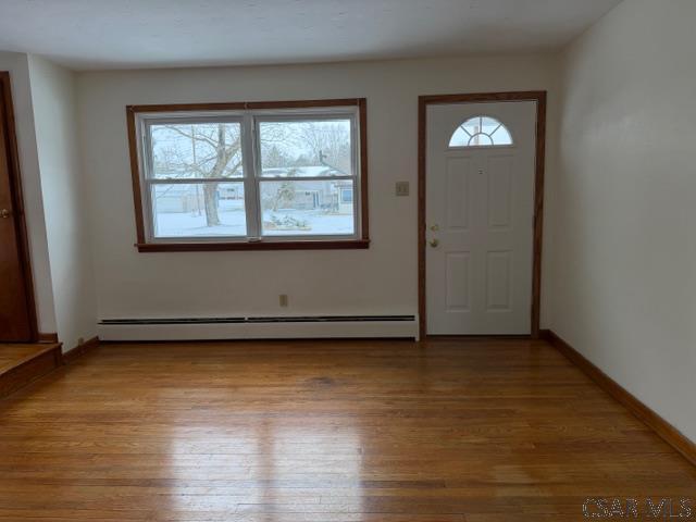 Building Photo - 927 East Ave