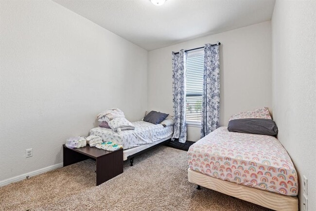 Building Photo - 8101 Pescara Cove