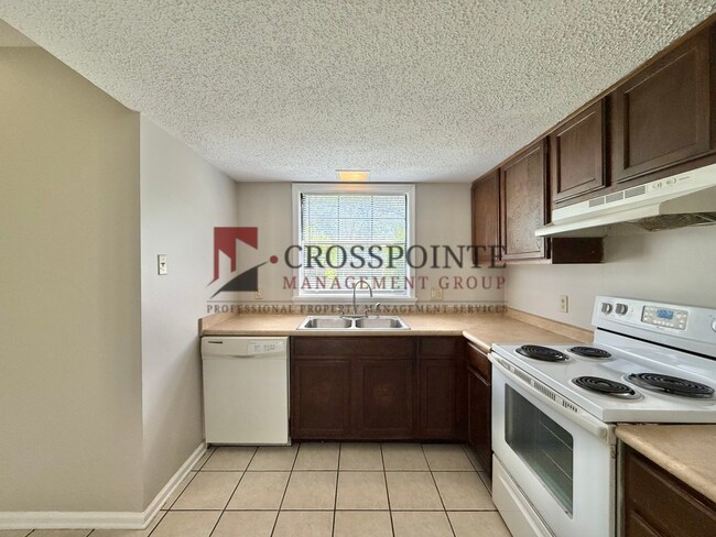 Building Photo - Delmar Dr.  2518/2520