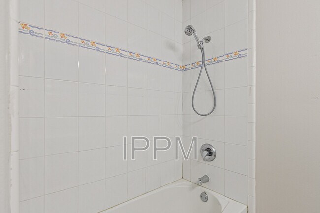 Building Photo - 5601 Wild Persimmon