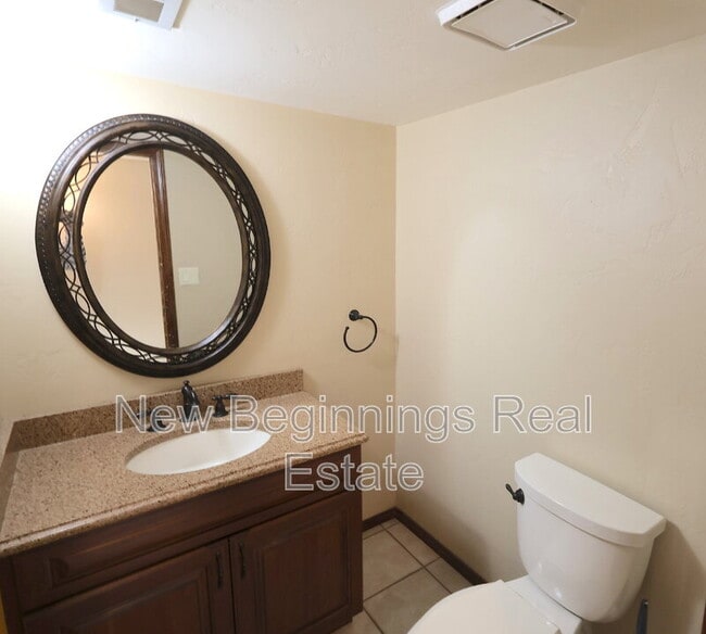 Building Photo - 2125 Sather Dr