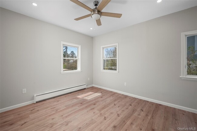 Building Photo - 579 Broadway