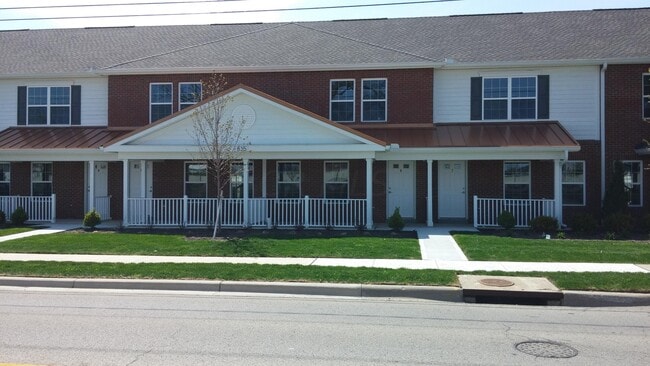 Primary Photo - 835 Proprietors Rd