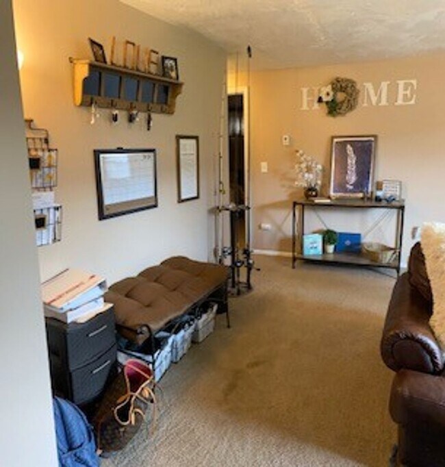 Building Photo - 1 Bedroom Apartments - Great Space at a Gr...