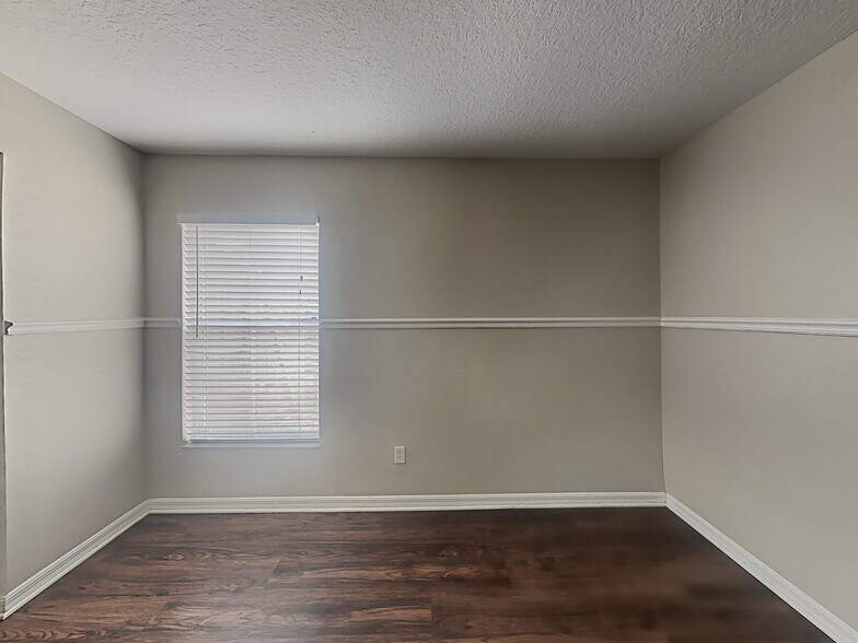 Building Photo - 1416 Wakefield Dr