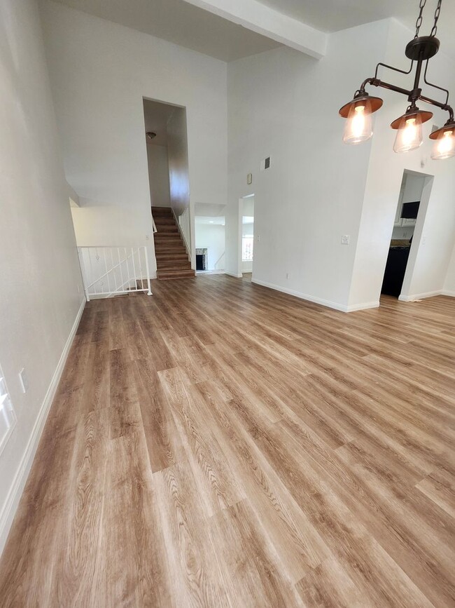 Building Photo - Big backyard with lots of upgrades