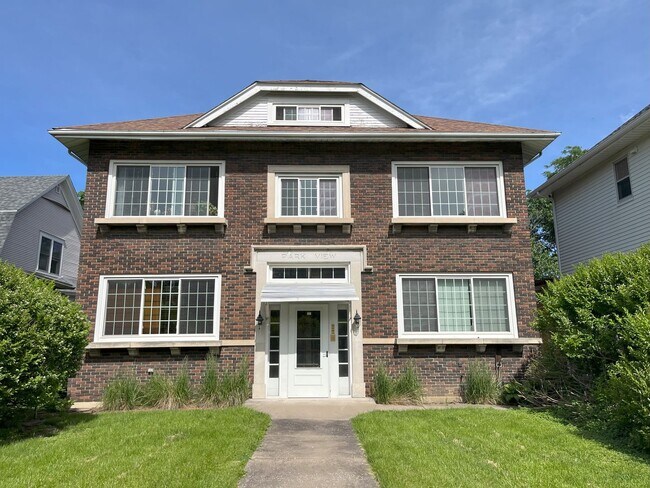 Building Photo - 2523 N Brady St