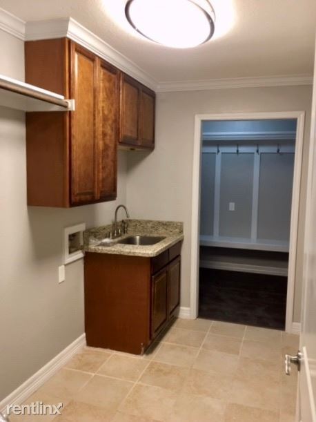 Building Photo - 3 br, 2 bath House - 13590 Rolling Hills Dr