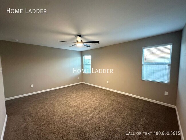 Building Photo - 36725 N Alderney Ct