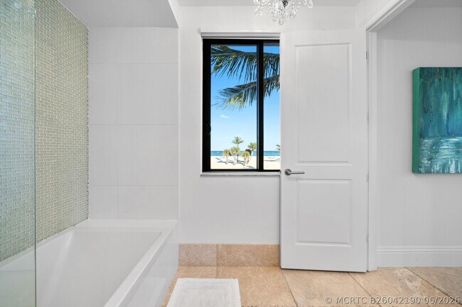 Building Photo - 1680 S Ocean Dr