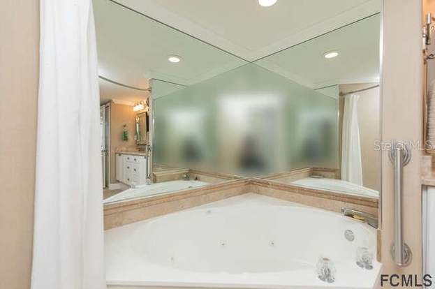 Building Photo - 157 Marine St