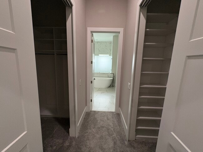 Building Photo - 547 Sanctuary Golf Pl