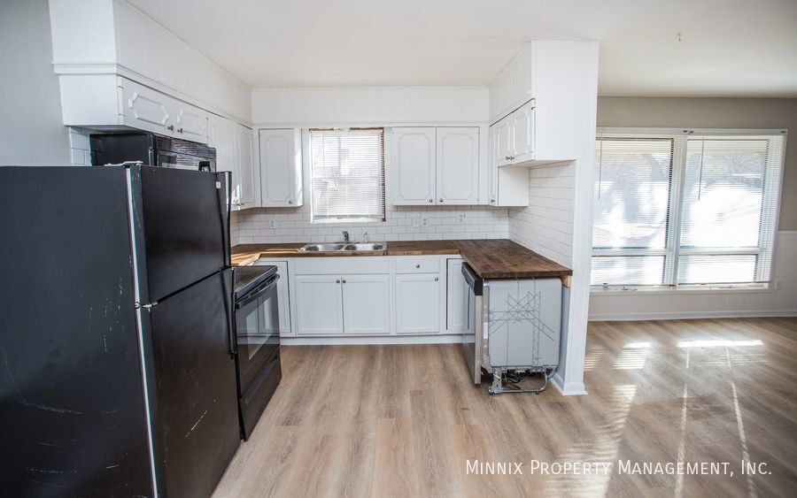 Building Photo - 1923 67th St