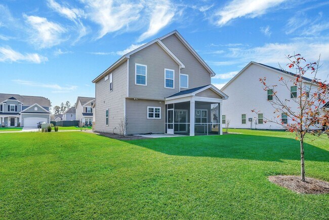 Building Photo - Available Soon!