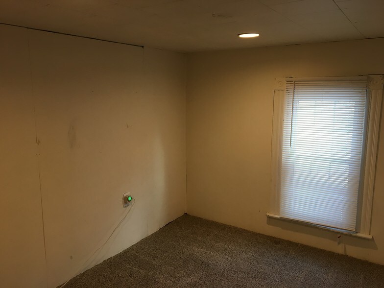 Bedroom 3 - 822 Bay Way