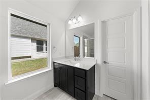 Building Photo - 619 Creekview Ln