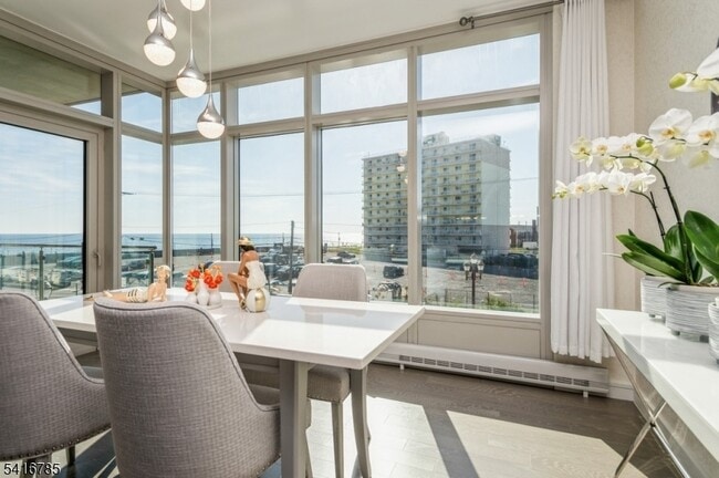 Building Photo - 15 Morris Ave